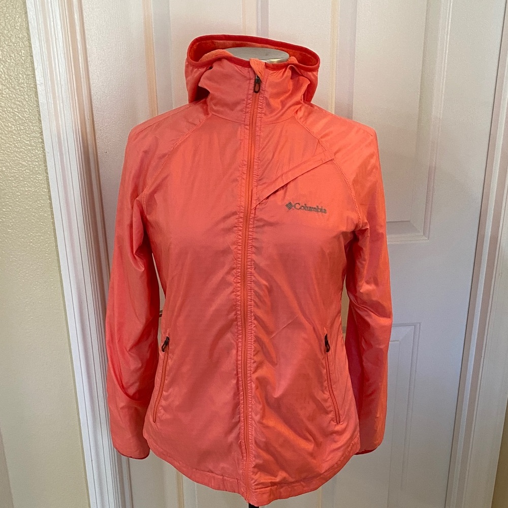Columbia Women's Bright Coral/Salmon colored Jacket